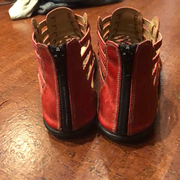 Handmade strappy leather sandals - Picture 3 of 5